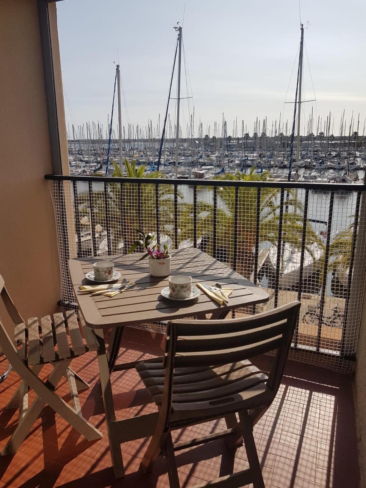 T2 Sur Le Port Avec Parking Apartamento Gruissan Exterior foto